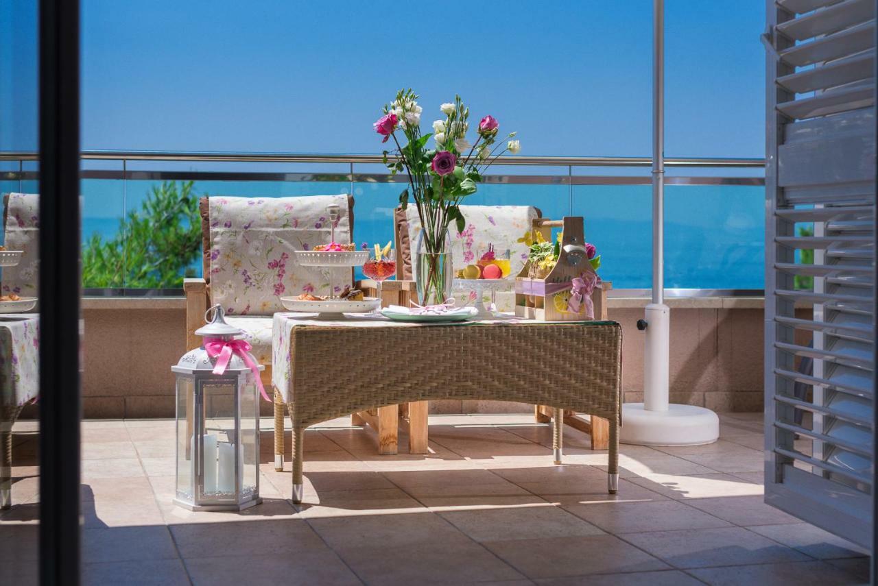 Hotel Maritimo Makarska Exterior foto